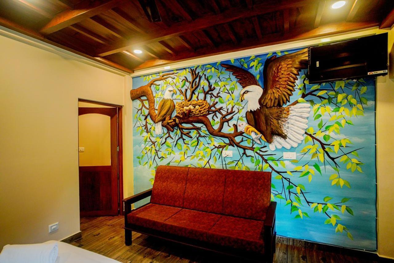 Falcon Riverview Resorts Kuttampuzha ภายนอก รูปภาพ